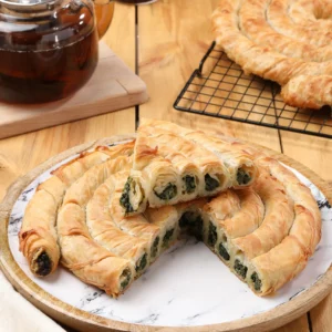 Ispanaklı-Peynirli Kol Böreği